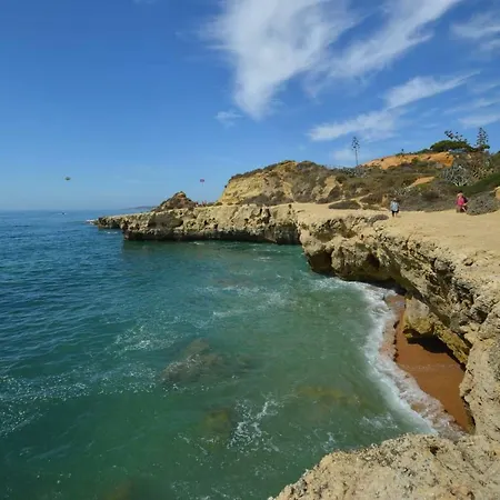 펜션 Portugal, Guia, Town House In Manicured Gardens 기아